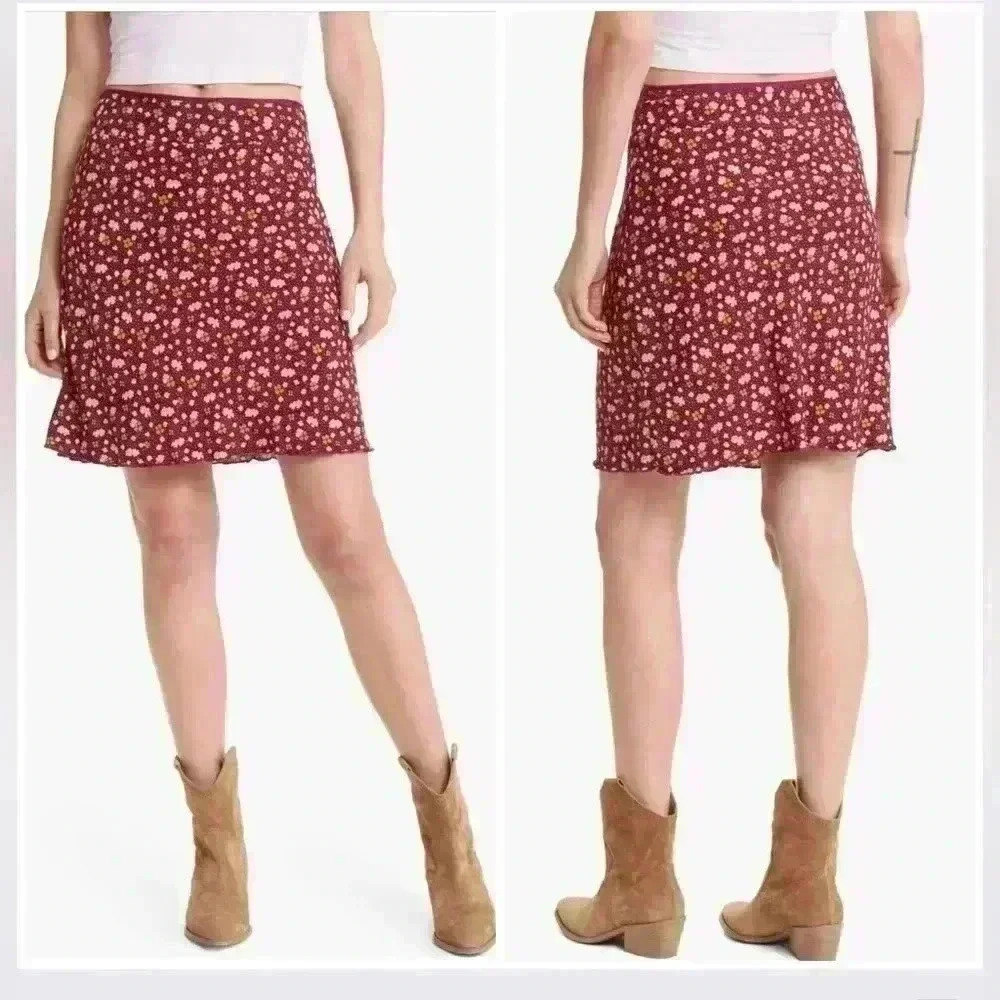 Free People IRL Floral Skirt Size 8 NWOT
